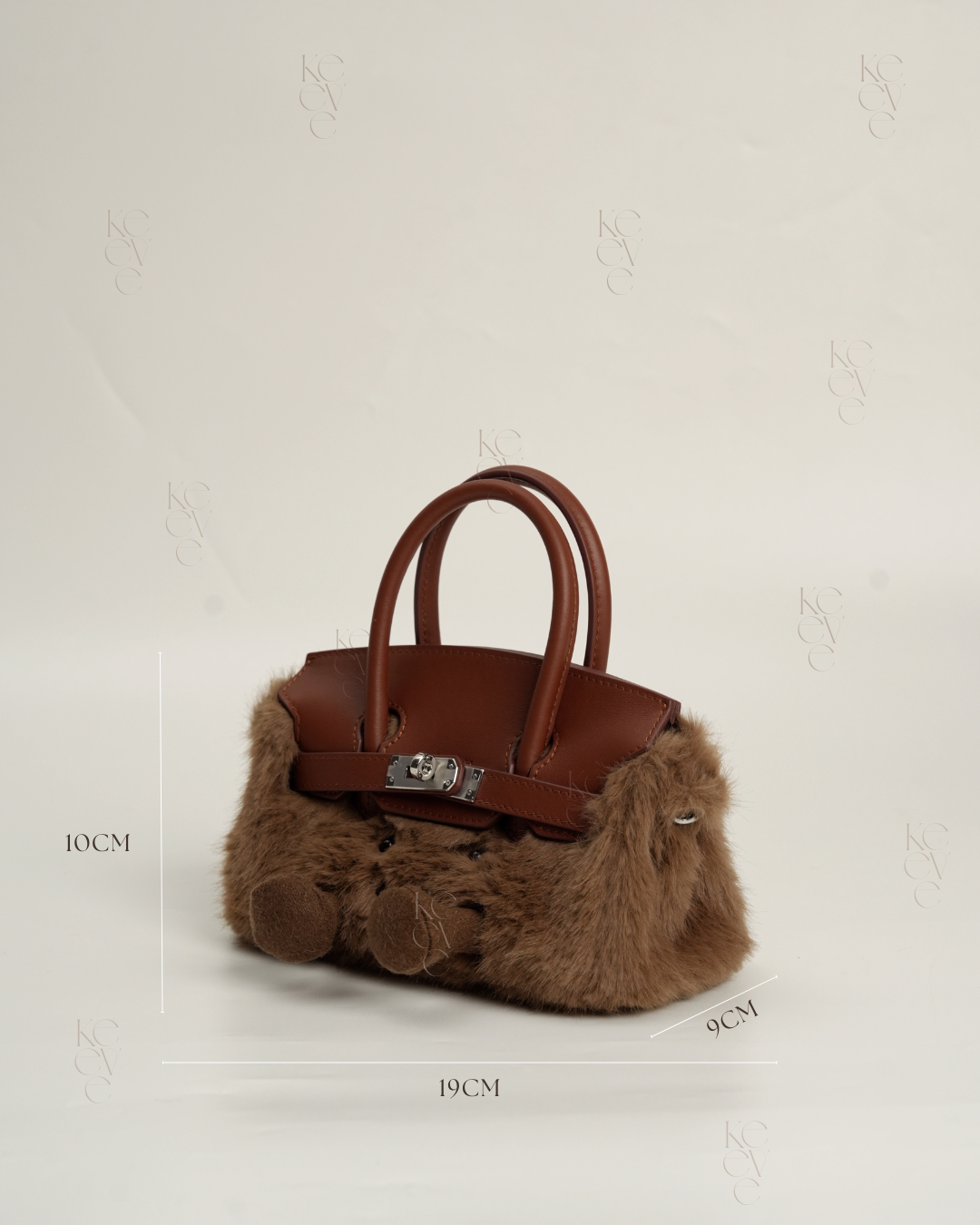 Pocket Plush Tote in Smoke | Limitée Collection