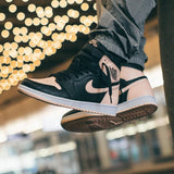 Air Jordan 1 Retro High OG GS 'Crimson Tint'