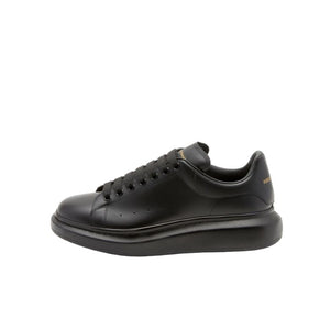 Alexander McQueen- Volledig zwart