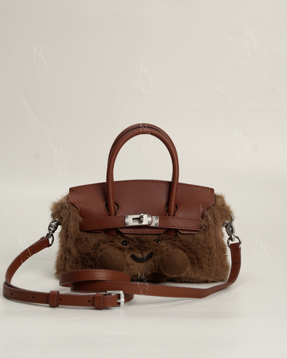 Pocket Plush Tote in Cinnamon | Limitée Collection