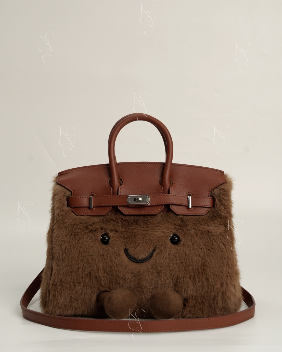 Plush Tote in Cinnamon | Limitée Collection